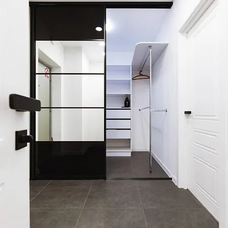 Апартаменти На Кирилівська 37 Kyiv Exterior photo