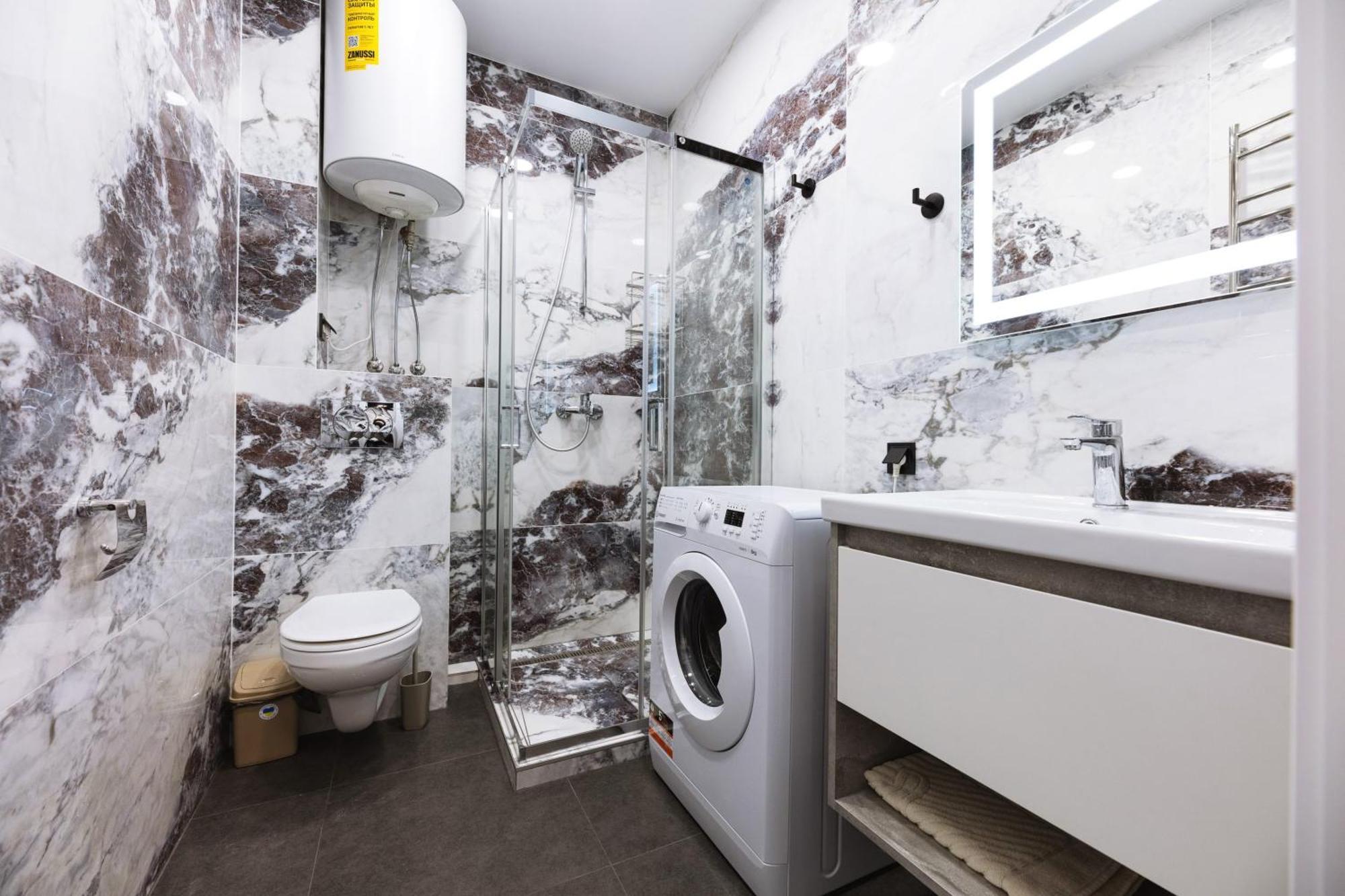 на кирилівська 37 Apartment